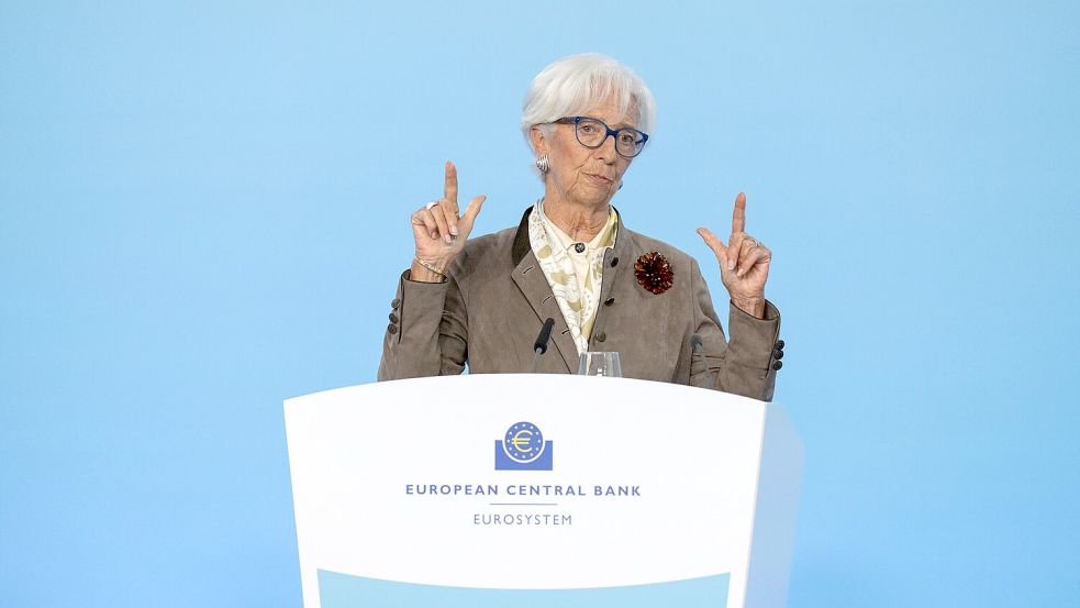 EZB-Präsidentin Lagarde vermeidet Kommentare zu Frankreich, stellt aber klar: Notfalls habe die Notenbank Instrumente in ihrem Werkzeugkasten. Foto: Boris Roessler