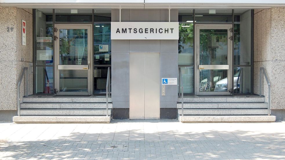 Zwei Angeklagte mussten sich jüngst vor dem Amtsgericht Osnabrück wegen einer gemeinschaftlichen Vergewaltigung verantworten. Foto: Hendrik Steinkuhl