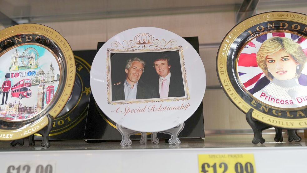 Es gibt Spekulationen um Epstein und Trump (Archivbild). Foto: Kin Cheung/AP/dpa