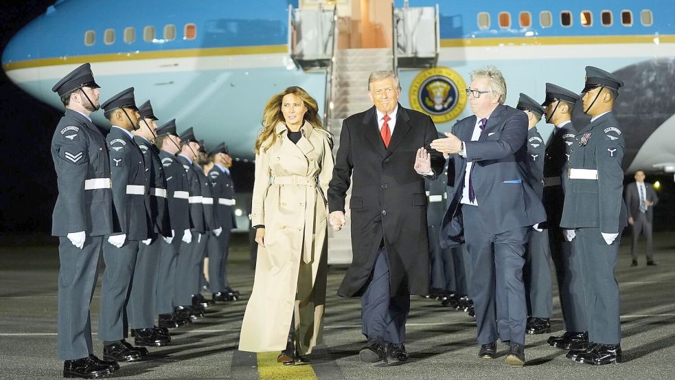 Donald Trump ist zum Staatsbesuch in Großbritannien eingetroffen. Foto: Evan Vucci/AP/dpa
