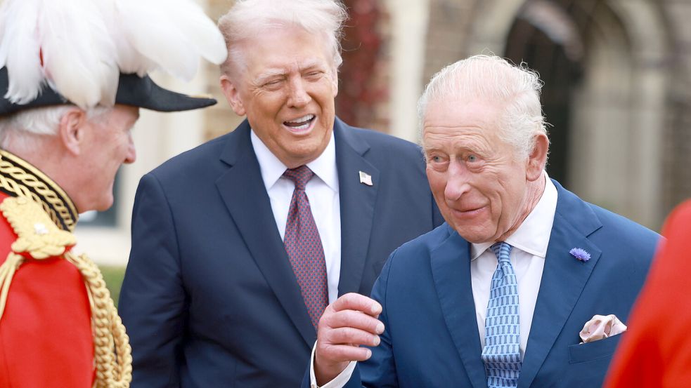 Gute Laune: US-Präsident Trump und König Charles III. beim Empfang auf Schloss Windsor. Foto: dpa/PA Wire/Ian Vogler/Daily Mirror