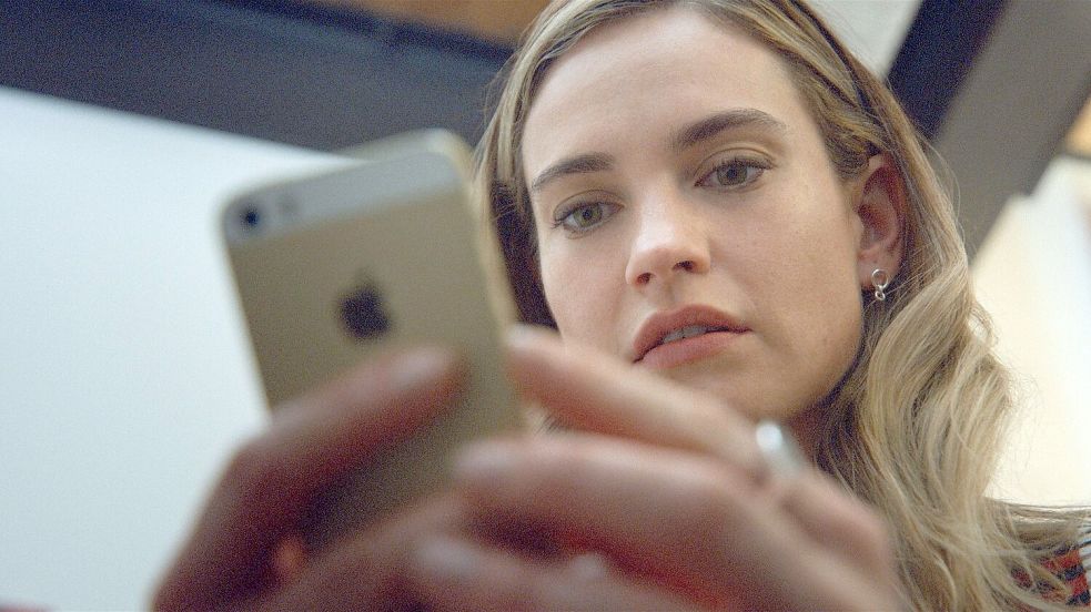 Lily James spielt Whitney Wolfe Herd. Foto: -