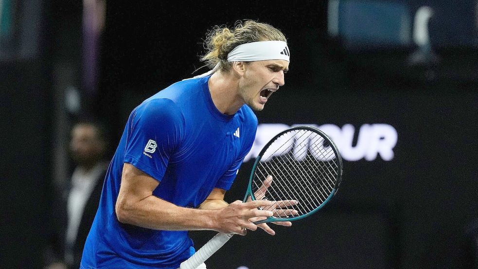 Alexander Zverev verzweifelte am zweiten Tag beim Laver Cup am Australier Alex de Minaur. Foto: Jeff Chiu/AP/dpa