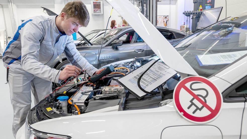 Moderne Technologien schaffen neue Berufsfelder, auch im Handwerk. Foto: DPA