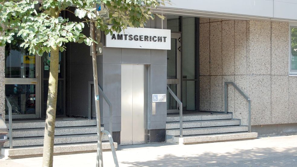 Am Amtsgericht Osnabrück ist ein Ibbenbürener wegen Betrugs mit SEO-Lizenzen angeklagt. Foto: Hendrik Steinkuhl