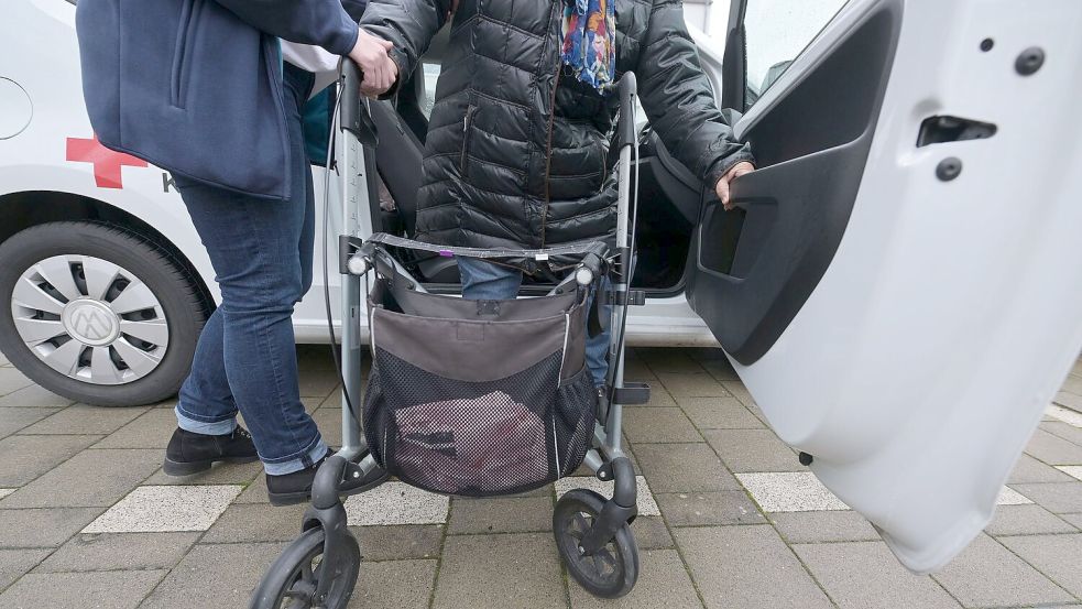 Die Einstufung in verschiedene Pflegegrade entscheidet über die Höhe der Unterstützung durch die Pflegeversicherung. (Symbolbild) Foto: picture alliance/dpa