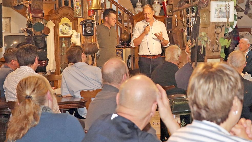 Landtagsabgeordneter Wiard Siebels sprach bei der Veranstaltung in Wrisse. Foto: privat