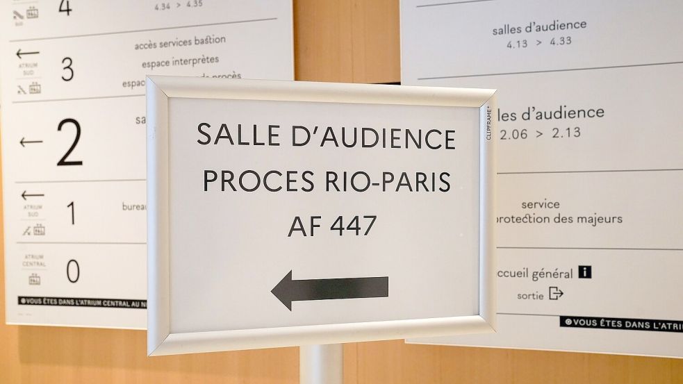 Die zähe Arbeit der französischen Justiz stellt die Angehörigen auf eine harte Probe (Archivbild). Foto: Michel Euler/AP/dpa