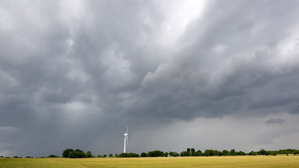 Mit dem goldenen Oktober ist es zumindest vorübergehend vorbei. Foto: dpa/Julian Stratenschulte