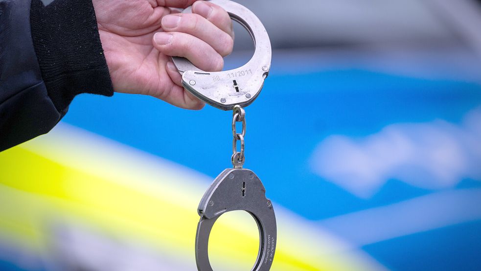 Nach einem dreisten Raub hat die Bundespolizei am Bremer Hauptbahnhof eine Seniorin festgenommen. Foto: Sören Stache/dpa