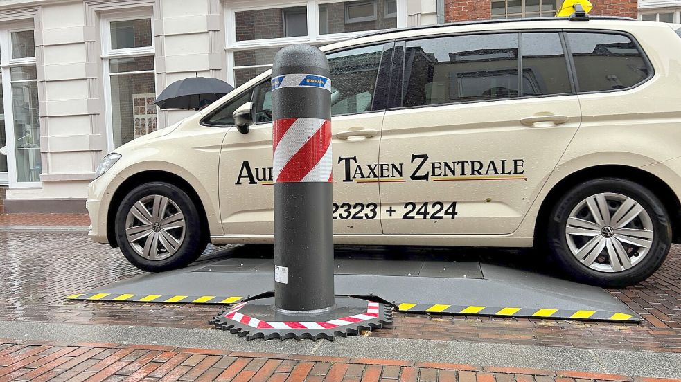 Bei Fahrzeugen mit längeren Radständen kann es zwischen Unterboden und Schwelle sehr eng werden. Foto: Matthias Hippen