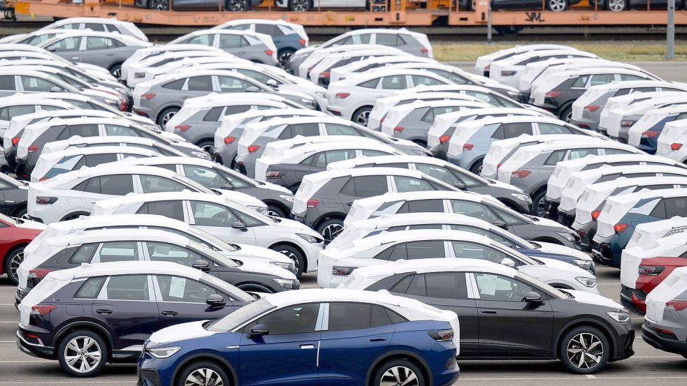 Mehr als 45.000 Elektrofahrzeuge wurden im September neu zugelassen. (Archivbild) Foto: Hendrik Schmidt