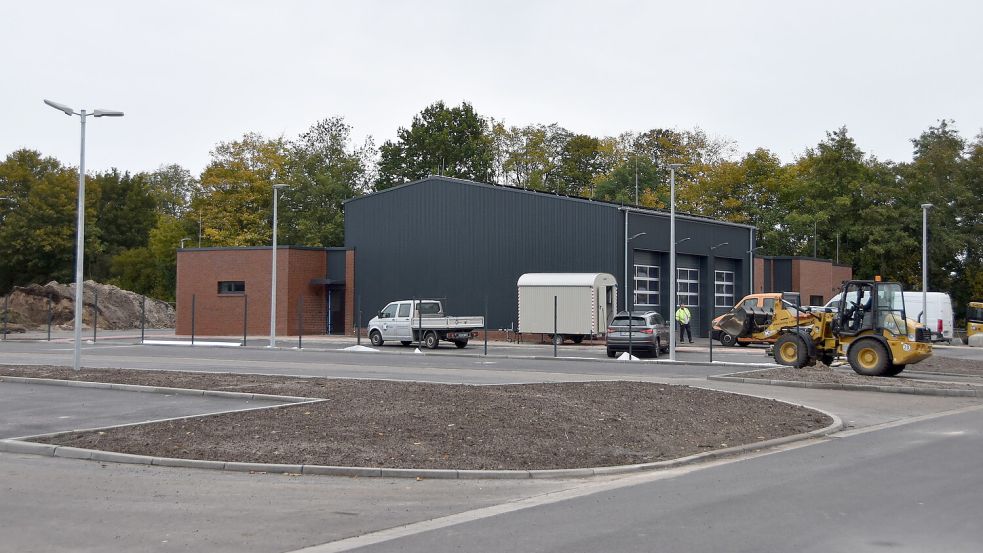 Das neue Feuerwehrgerätehaus am Adeweg in Osteel ist bezugsfertig. Foto: Thomas Dirks