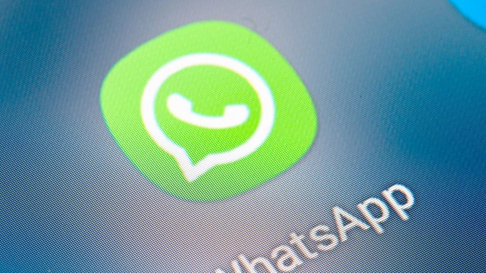 Der führende Messengerdienst hatte sich klar gegen die Einführung einer Chatkontrolle in der EU ausgesprochen - der Marktrivale Signal hatte sogar mit einem Rückzug aus Europa gedroht. (Symbolbild) Foto: Fabian Sommer