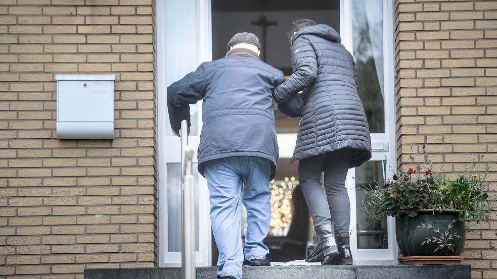 Die wirklich praktische Hilfe beim Pflegegrad 1 sind 131 Euro für Unterstützung im Haushalt Foto: IMAGO/Markus Weissenfels