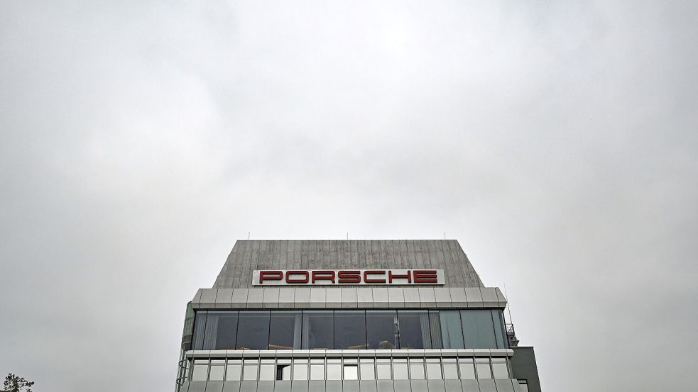 Bei Porsche sind Gespräche über eine Verschärfung des Sparkurses angelaufen. Foto: Bernd Weißbrod