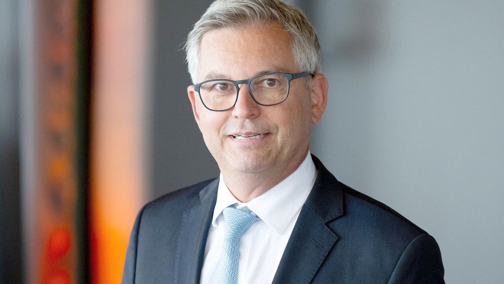 Der Konservative Magnus Brunner (ÖVP) ist seit Ende 2024 der österreichische EU-Kommissar für Migration und Inneres. Zuvor war der 53-jährige Vorarlberger ab 2021 Finanzminister Österreichs. Foto: dpa/Sven Hoppe