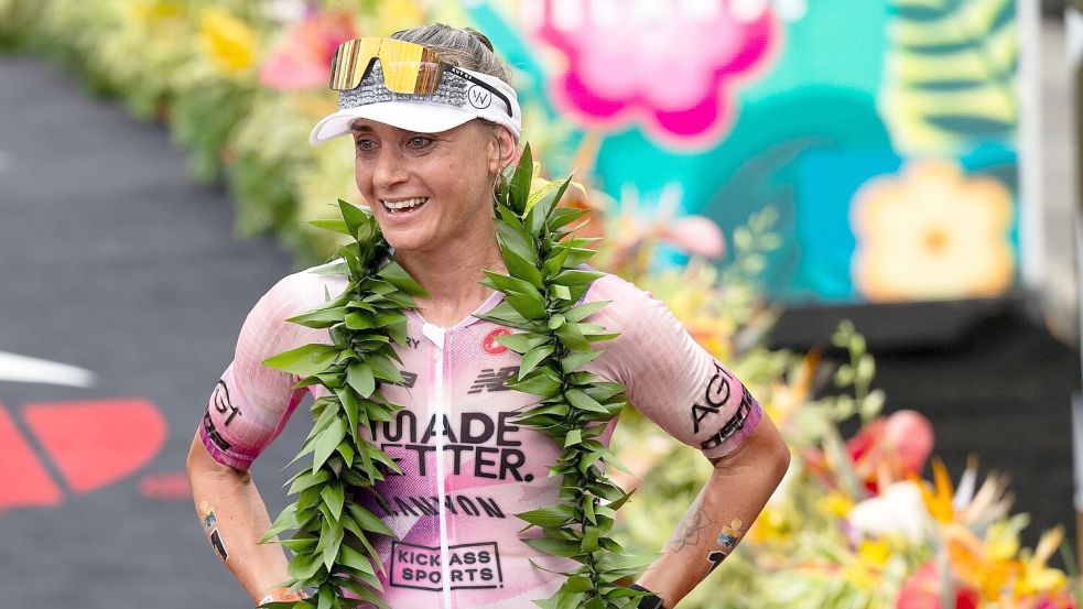 Erschöpft, aber glücklich: Laura Philipp holte sich Platz drei auf Hawaii. Foto: BEAUTIFUL SPORTS/Hilger/BEAUTIFU