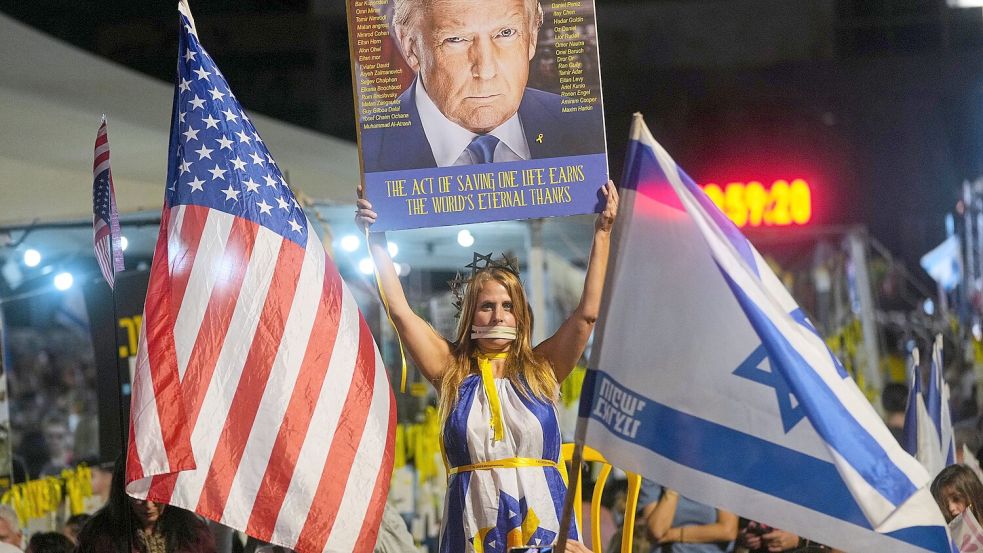 Für seine Verhandlungsleistung zwischen der Hamas und Israel sprechen Donald Trump viele Israels ihren Dank aus – zu Recht. Doch der Deal hat einen hohen Preis. Foto: Francisco Seco/AP/dpa