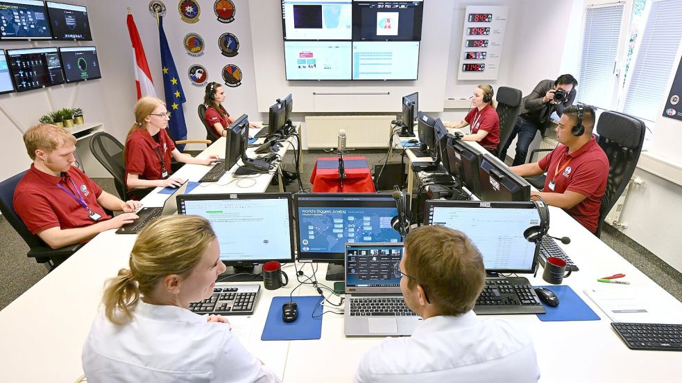 Weltweit simulieren zwei Wochen lang 17 Teams einige Bedingungen einer Mars- und Mondmission. Das Projekt wird in Wien vom Österreichischen Weltraum Forum koordiniert. Foto: Helmut Fohringer