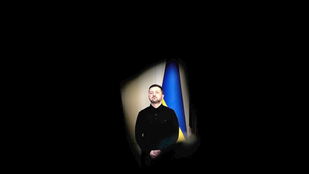 Der ukrainische Präsident Wolodymyr Selenskyj hofft weiter auf die Lieferung von US-amerikanischen Marschflugkörpern, um Ziele im russischen Hinterland angreifen zu können. Foto: Julia Demaree Nikhinson/AP/dpa