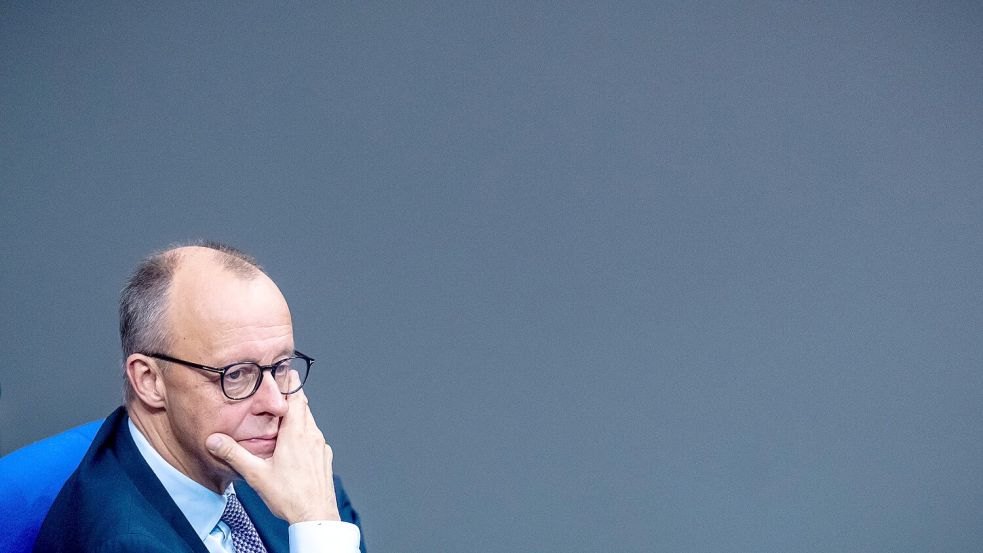 „Wir unterstützen den mutigen Abwehrkampf der Ukraine so lange wie nötig“: Friedrich Merz bei seiner Regierungserklärung am Donnerstag. Foto: dpa/Michael Kappeler