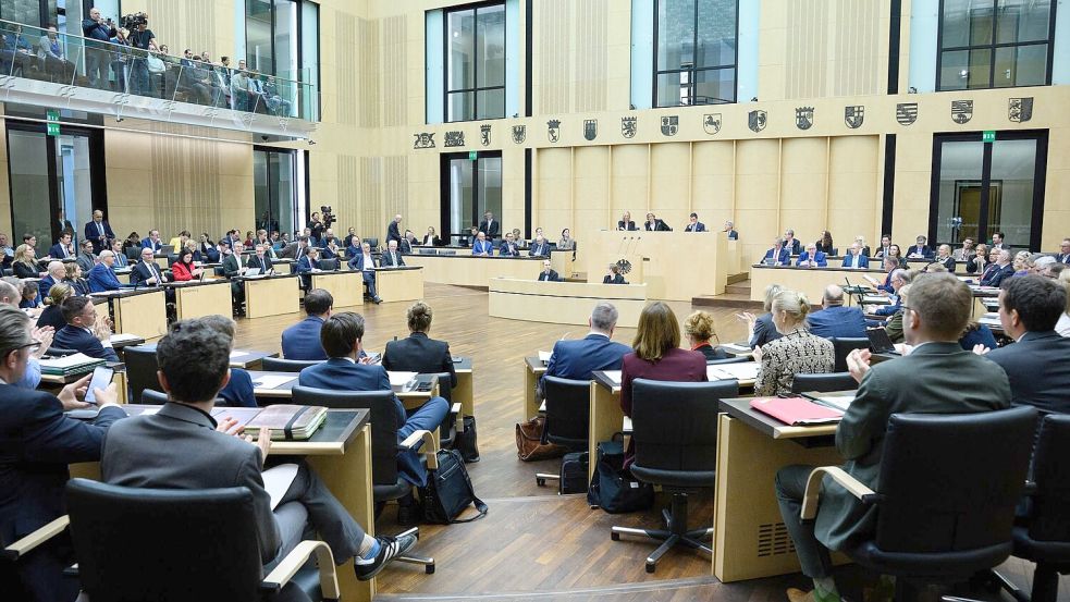 Manche Entscheidungen des Bundesrats haben direkte Auswirkungen auf den Alltag der Menschen im Land. Foto: Bernd von Jutrczenka/dpa