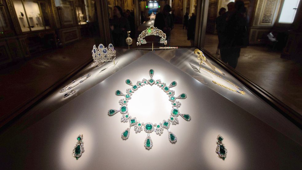 Die Schmuckkombination von Marie-Louise im Louvre. Foto: IMAGO/IP3press/Aurelien Morissard