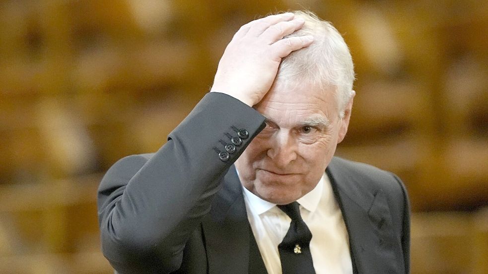 Der Druck auf den britischen Prinzen Andrew im Epstein-Skandal wächst. (Archivfoto) Foto: Aaron Chown