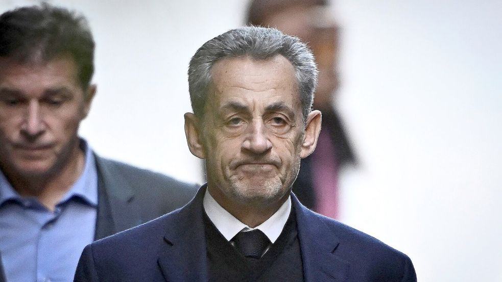 Ex-Präsident Sarkozy hat seine Haft angetreten. Foto: Julien De Rosa/AFP/dpa