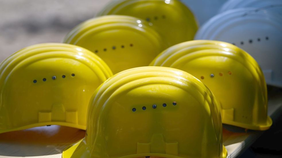 Die Zeitarbeitsfirmen sehen zurzeit besonders unter Druck, wie die Untersuchung von Creditreform zeigt. (Symbolbild) Foto: picture alliance/dpa