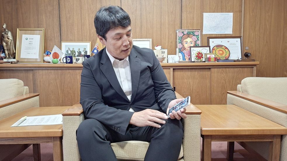 Toyoakes Bürgermeister Masufumi Kouki führte im Oktober eine Screentime-Beschränkung in Höhe von zwei Stunden ein. Foto: Felix Lill