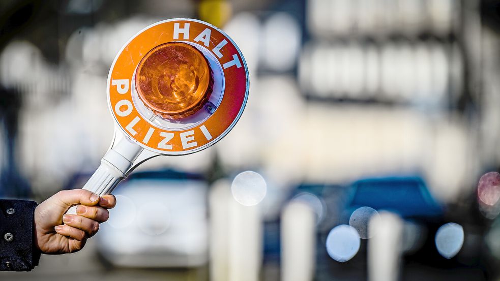 Nachdem die mutmaßlichen Täter in Münster zunächst unerkannt mit ihrer Beute verschwunden waren, wurden sie in Osnabrück bei einer allgemeinen Verkehrskontrolle angehalten. Foto: Imago Images/Funke Foto Services/Kerstin Kokoska