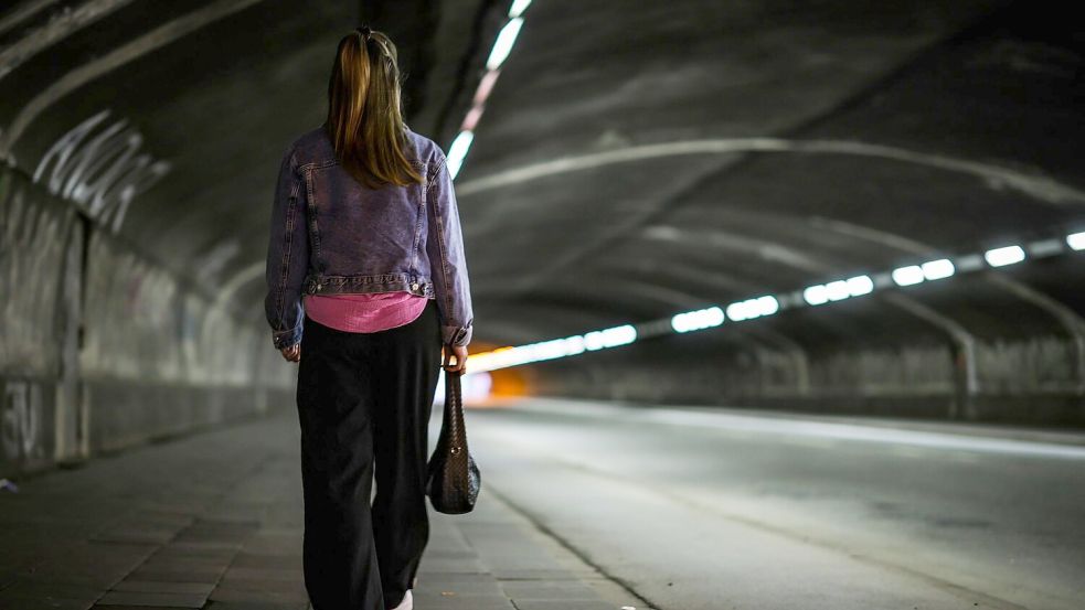 Frauen fühlen sich im öffentlichen Raum häufiger unsicher als Männer. Foto: Christoph Reichwein