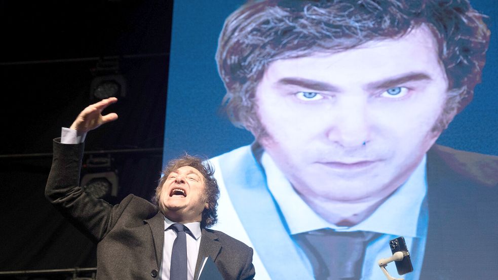 Präsident Javier Milei, setzt in seiner Amtszeit alles auf eine Karte. Tragen die Argentinier das noch länger? Foto: dpa/Lucas Vinicius Correia