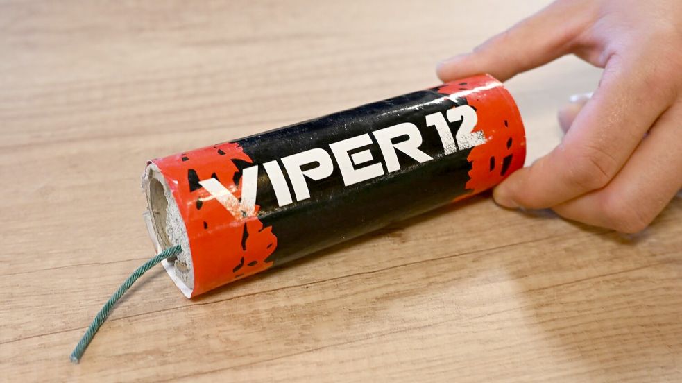 Auch solche Knallkörper setzen kriminelle Banden ein. Foto: Arne Dedert