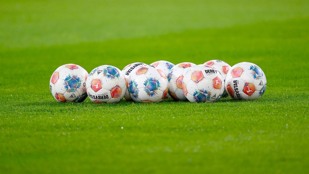 Das Spiel in Mönchengladbach wird später beginnen als geplant. (Archivfoto) Foto: Robert Michael