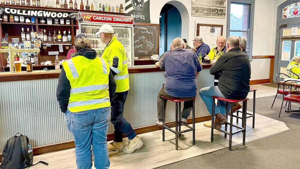 Abends tummeln sich die Minenarbeiter in einem der historischen Pubs. Foto: Carola Frentzen