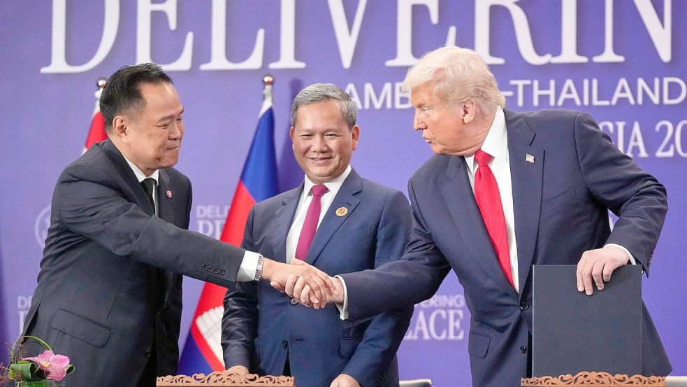 Trump hatte schon im Juli in dem Konflikt vermittelt. Foto: Mark Schiefelbein/AP/dpa