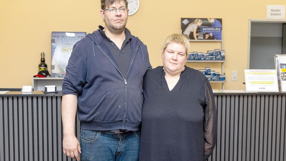 Peter und Nadine Scheinpflug wollen trotz Schulden und drohender Insolvenz nicht aufgeben. Foto: André Havergo