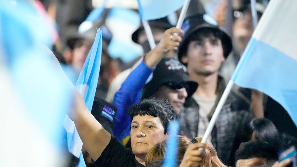 Die oppositionelle Linke musste bei der Abstimmung eine Schlappe hinnehmen. Foto: Gustavo Garello/AP/dpa