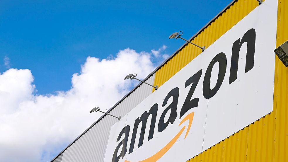 Der weltgrößte Onlinehändler Amazon streicht rund 14.000 Arbeitsplätze in der Verwaltung. (Archivbild) Foto: Wolf von Dewitz/dpa