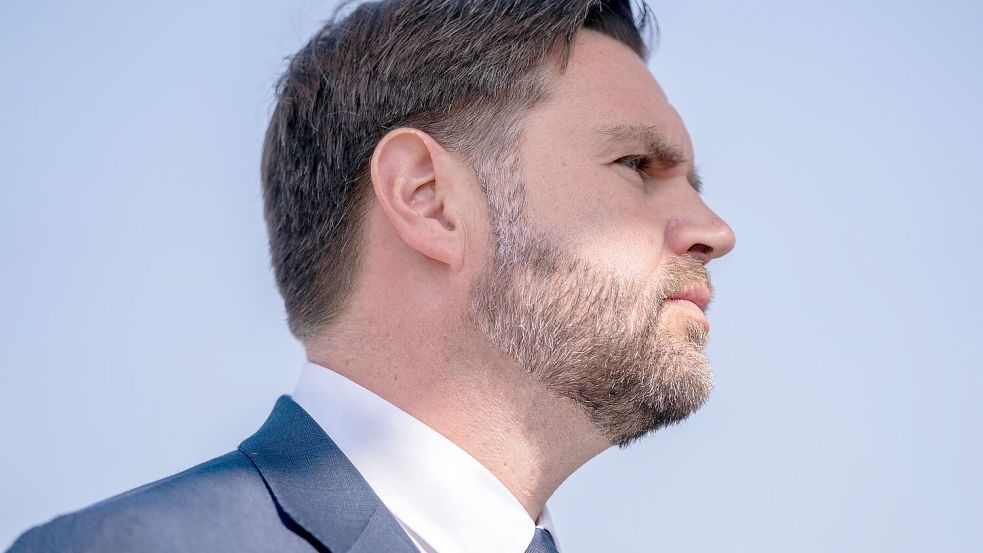 Der US-Vize-Präsident JD Vance stellt eine Bezahlung des US-Militärs für Freitag in Aussicht. (Archivfoto) Foto: Nathan Howard/Pool The New York