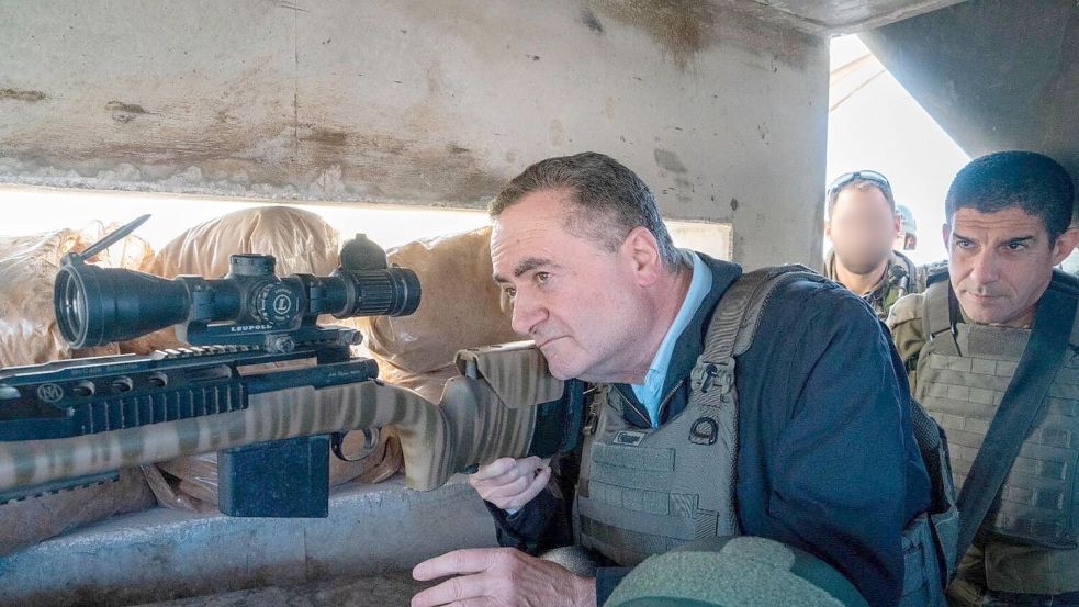 Die Hamas hat laut Israels Verteidigungsminister Katz eine „rote Linie“ überschritten. (Archivbild) Foto: Ariel Hermoni/Verteidigungsminis