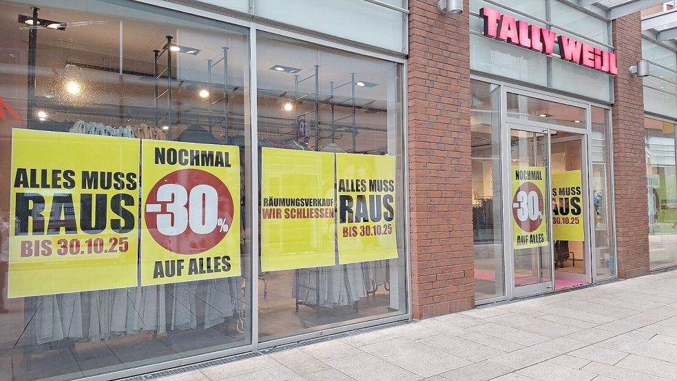 Alles muss raus: Am 30. Oktober 2025 schließt der Modeladen Tally Weijl in Osnabrück endgültig. Foto: Lina Assenheimer