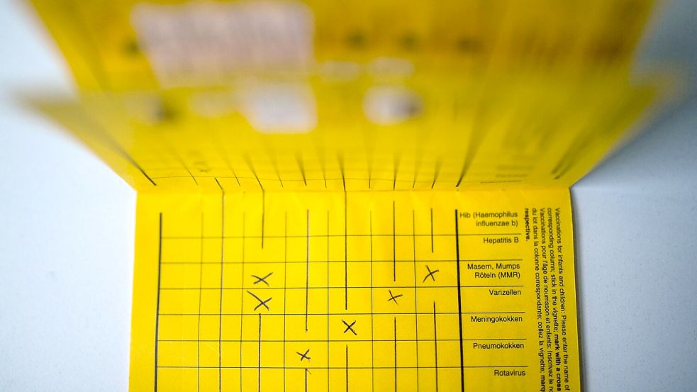 Eine frühe Impfung gegen Meningokokken ist in Deutschland Standard. Foto: Sophia Kembowski/dpa/dpa-tmn