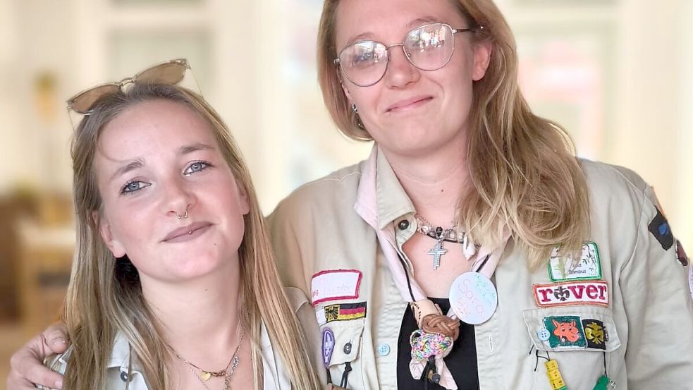 Die Freundinnen Jil Strenger und Sara Hoffmann gründeten Ende Januar auf Borkum eine Pfadfindergruppe und schaffen damit ein neues Freizeitangebot für Kinder. Mit viel Eigeninitiative und Unterstützung aus der Inselgemeinschaft wächst die Gruppe stetig. Foto: privat