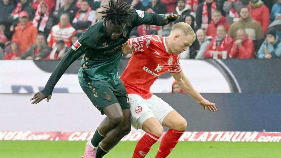 Kam gegen den FSV Mainz 05 nicht zur Geltung: Werder-Stürmer Victor Boniface (l). Foto: Torsten Silz