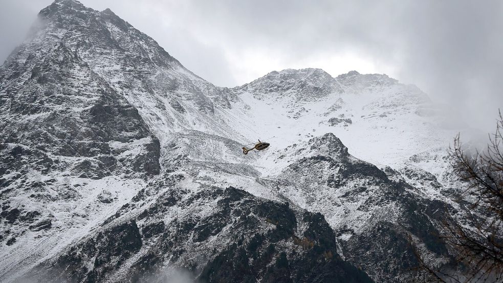 Über dem Ortlergebirge hingen am Wochenende dichte Wolken. Foto: Karl-Josef Hildenbrand