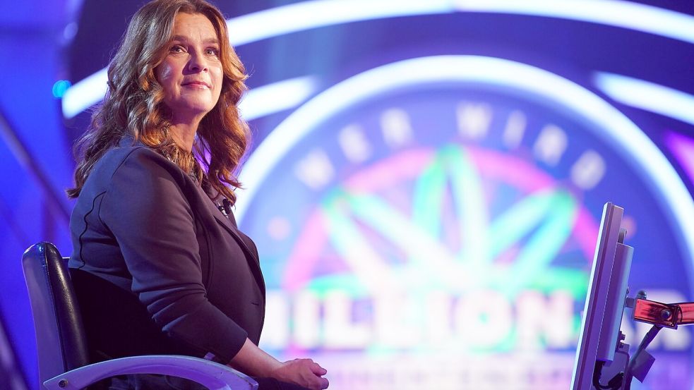 Katarina Witt hat sich einen ganz besonderen Telefonjoker im diesjährigen Prominenten-Special von „Wer wird Millionär?“ gewünscht. Foto: RTL/Stefan Gregorowius